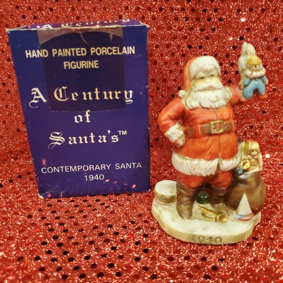 A Century of Santa's CHRISTMAS SANTA Figurine 1940 (1991) Hand Painted Porcelain - Picture 1 of 4